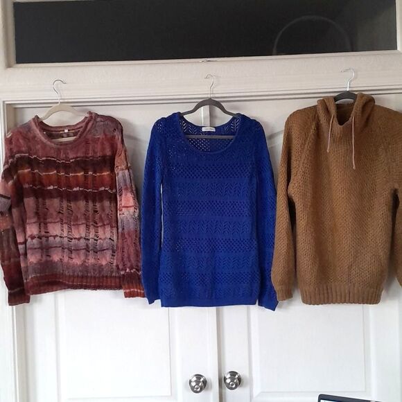 3 Knit Sweaters Bundle - Picture 1 of 16
